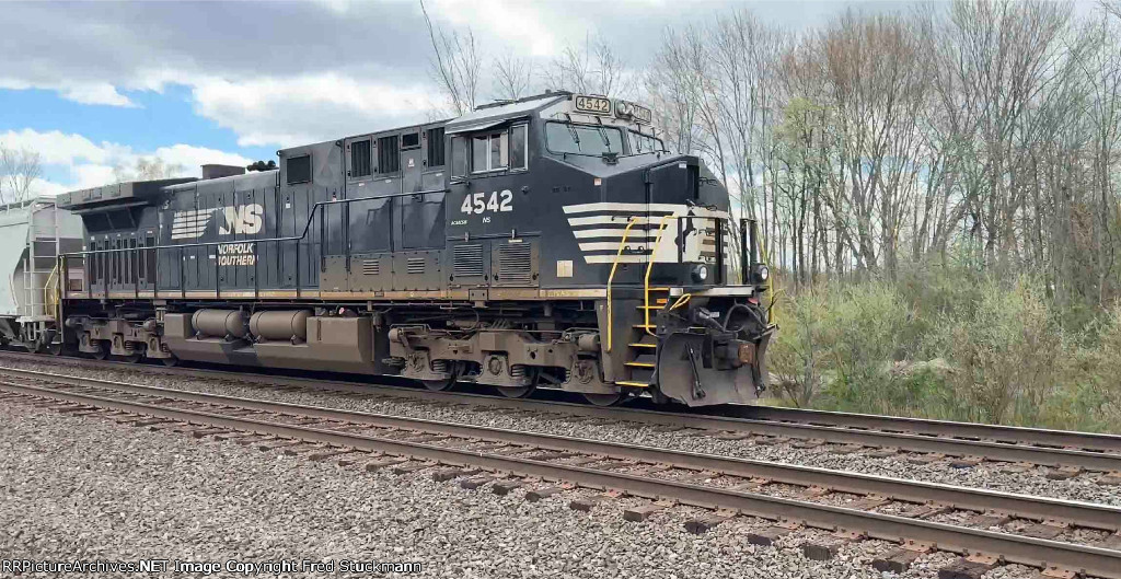 NS 4542 wraps up the mixer.